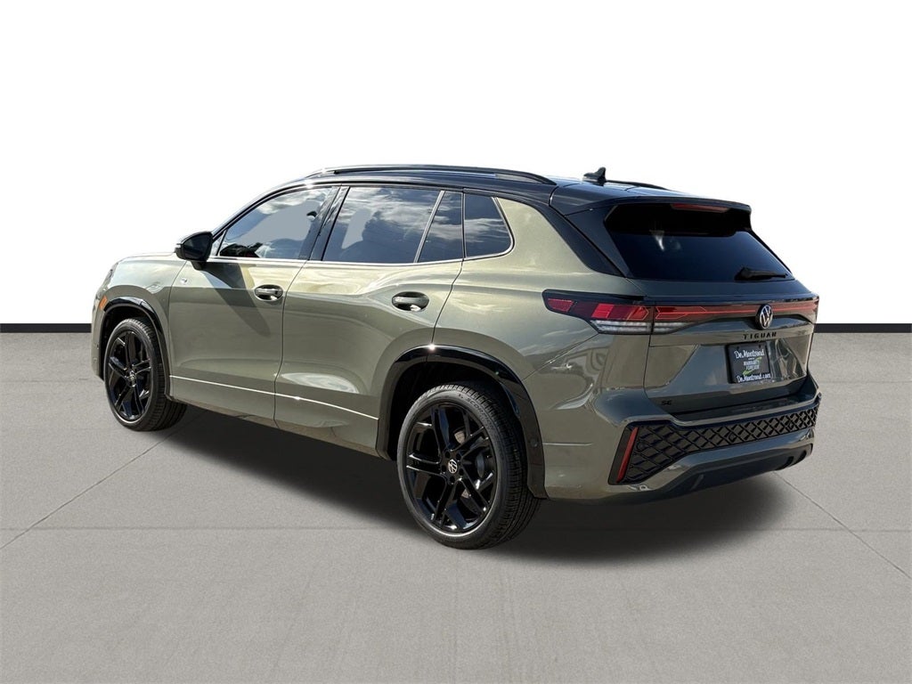 2026 Volkswagen Tiguan 2.0T SE R-Line Black