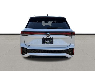 2026 Volkswagen Tiguan 2.0T SE R-Line Black