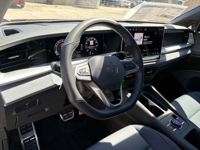 2026 Volkswagen Tiguan 2.0T SE R-Line Black