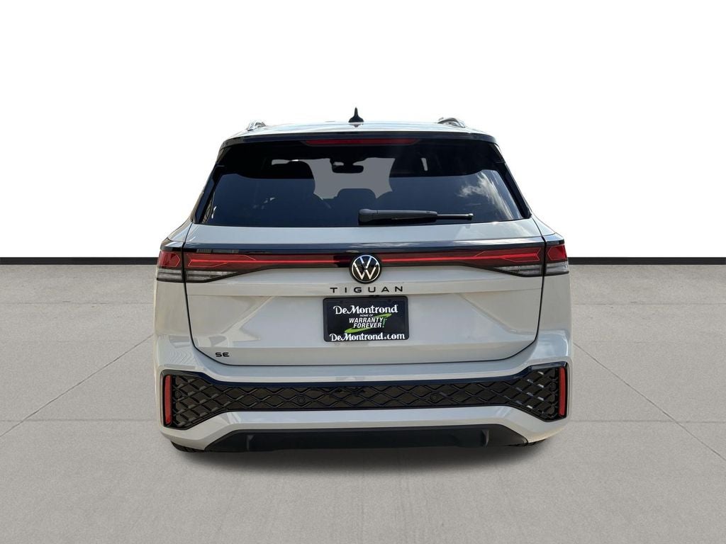 2026 Volkswagen Tiguan 2.0T SE R-Line Black