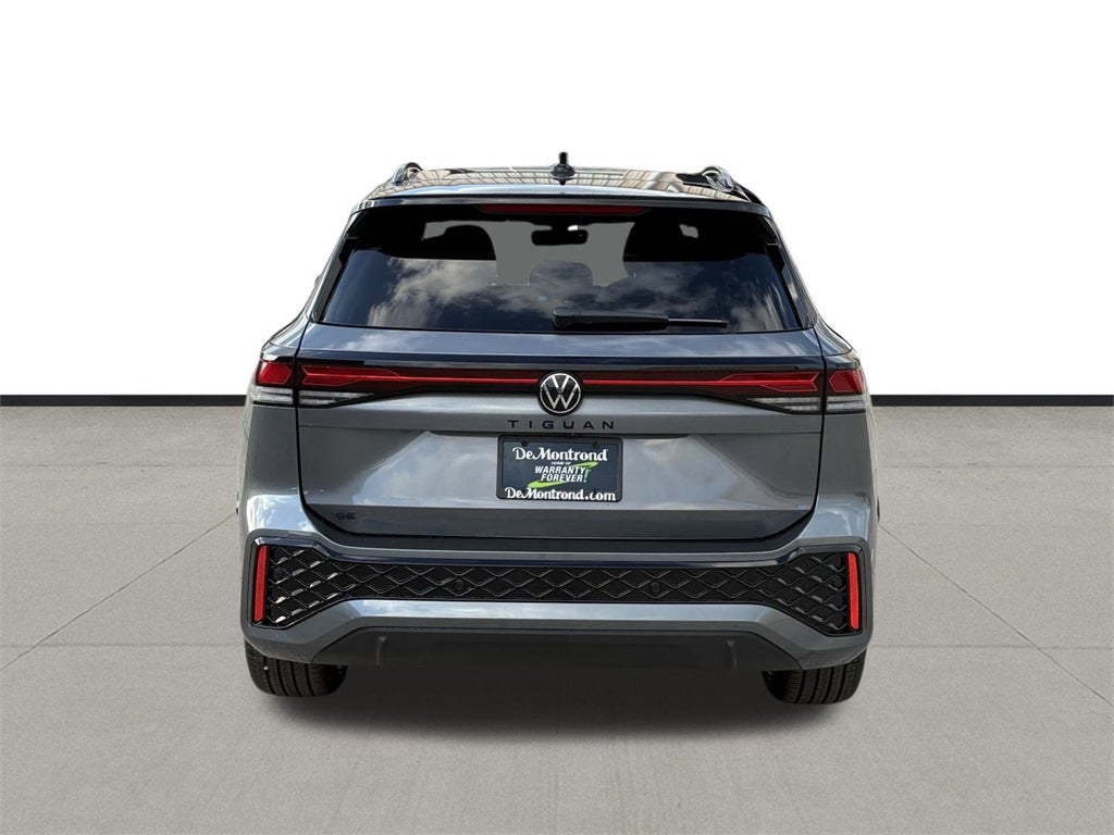 2026 Volkswagen Tiguan 2.0T SE R-Line Black