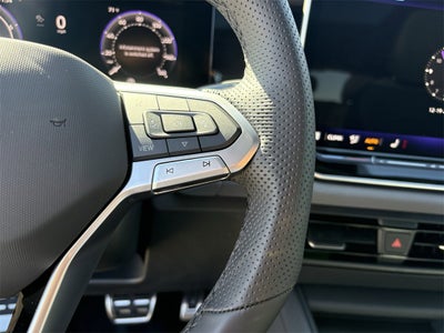 2026 Volkswagen Tiguan 2.0T SE R-Line Black