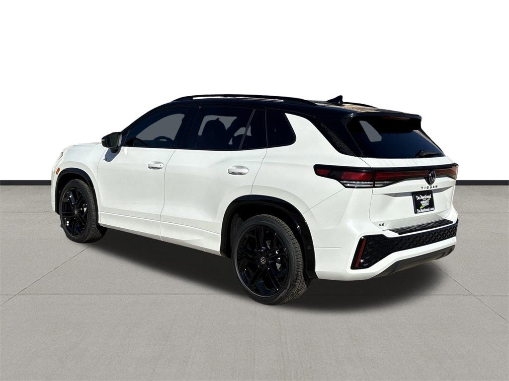 2026 Volkswagen Tiguan 2.0T SE R-Line Black