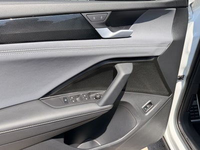 2025 Volkswagen Tiguan 2.0T SE R-Line Black