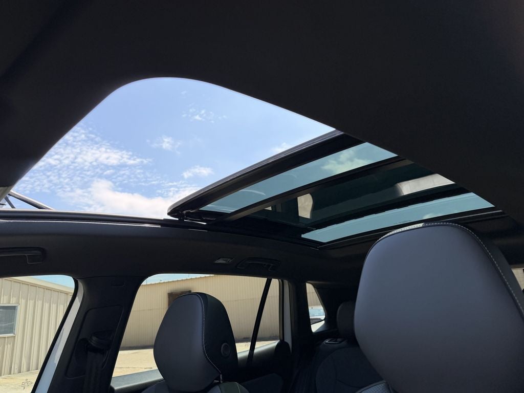 2025 Volkswagen Tiguan 2.0T SE R-Line Black