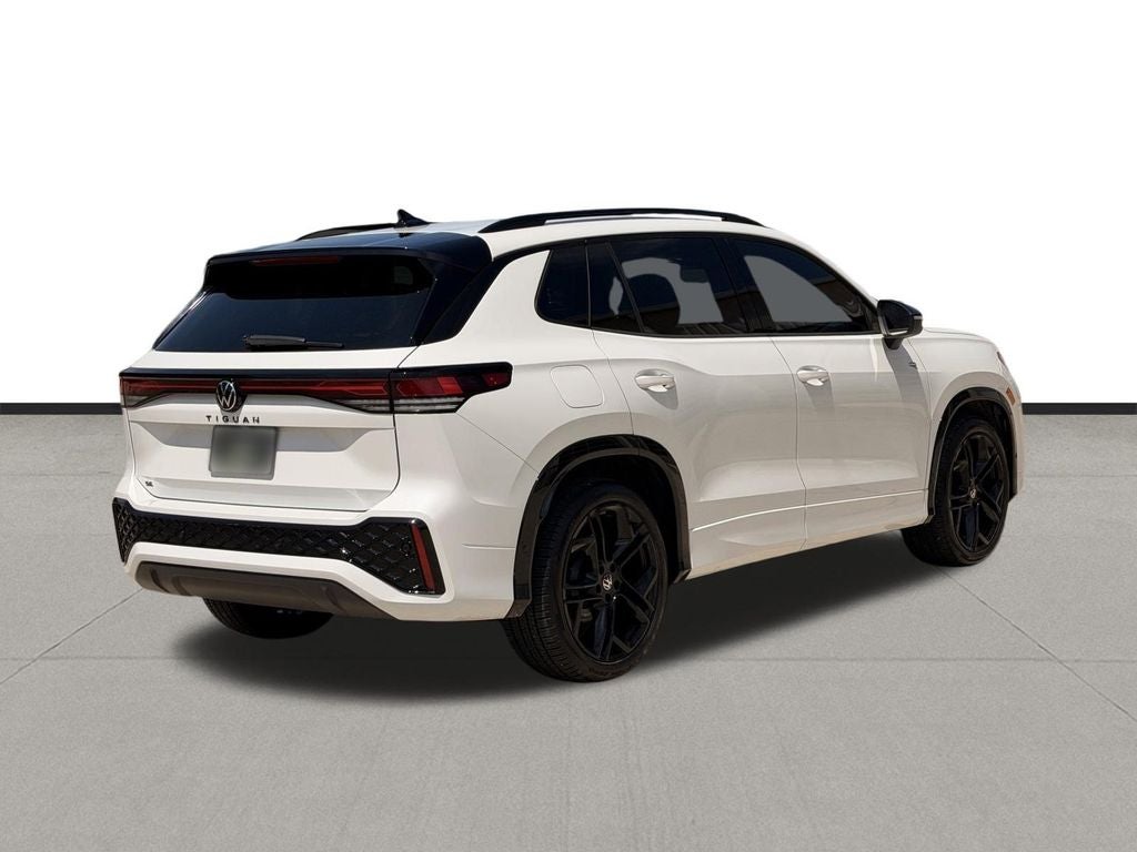 2025 Volkswagen Tiguan 2.0T SE R-Line Black