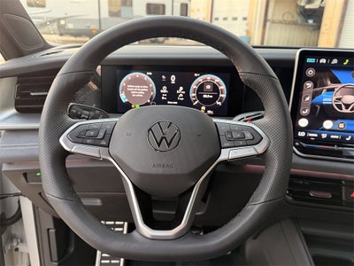 2026 Volkswagen Tiguan 2.0T SE R-Line Black