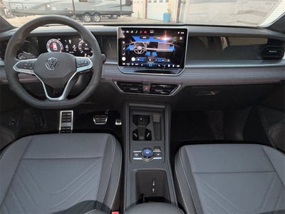 2026 Volkswagen Tiguan 2.0T SE R-Line Black