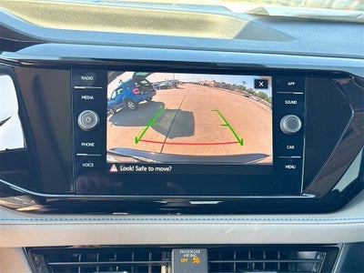 2024 Volkswagen Taos 1.5T SE Black