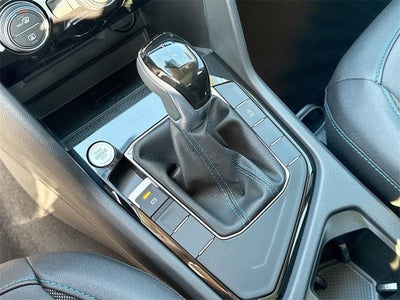 2024 Volkswagen Taos 1.5T SE Black