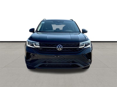 2024 Volkswagen Taos 1.5T SE Black