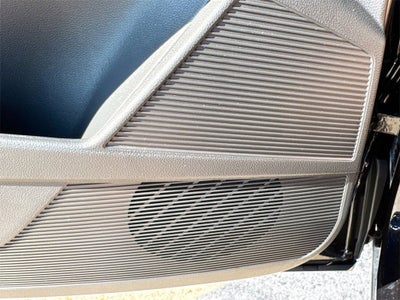 2024 Volkswagen Taos 1.5T SE Black