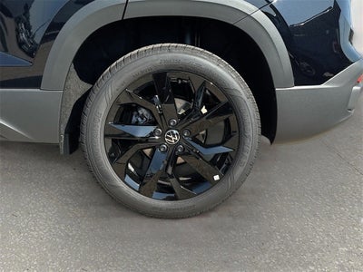 2024 Volkswagen Taos 1.5T SE Black