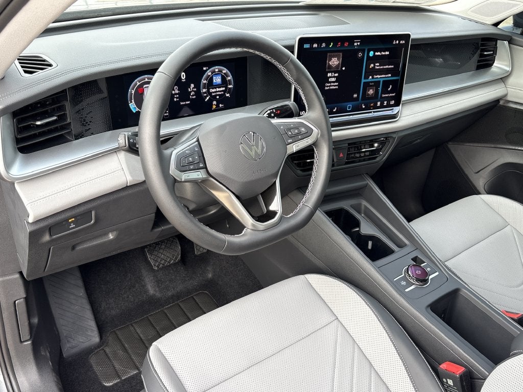 2027 Volkswagen Tiguan 2.0T SE