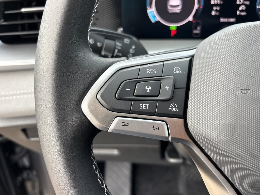 2027 Volkswagen Tiguan 2.0T SE