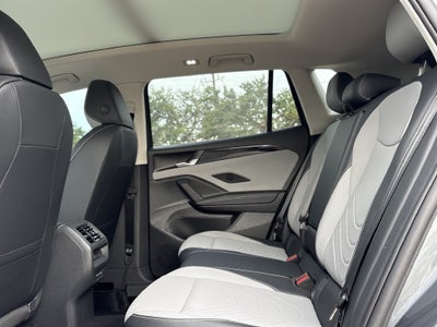 2027 Volkswagen Tiguan 2.0T SE