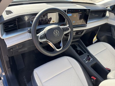 2027 Volkswagen Tiguan 2.0T SE