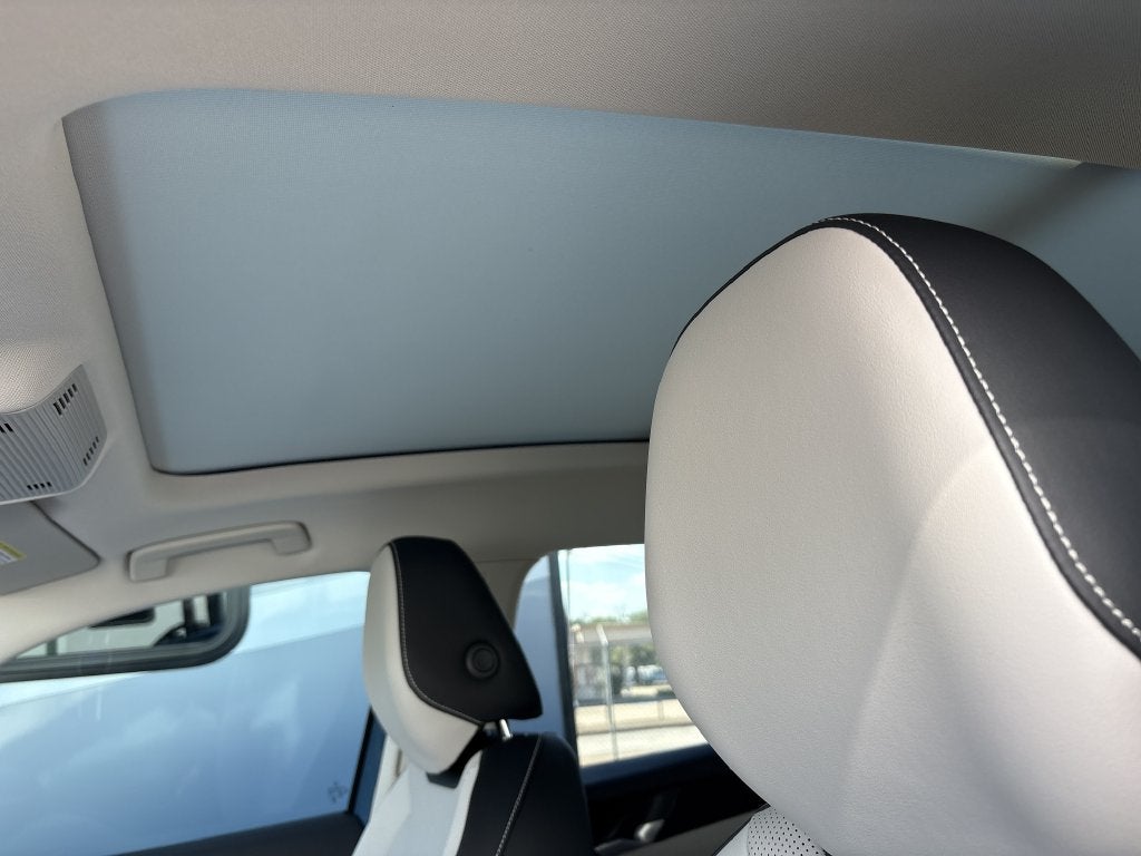 2027 Volkswagen Tiguan 2.0T SE