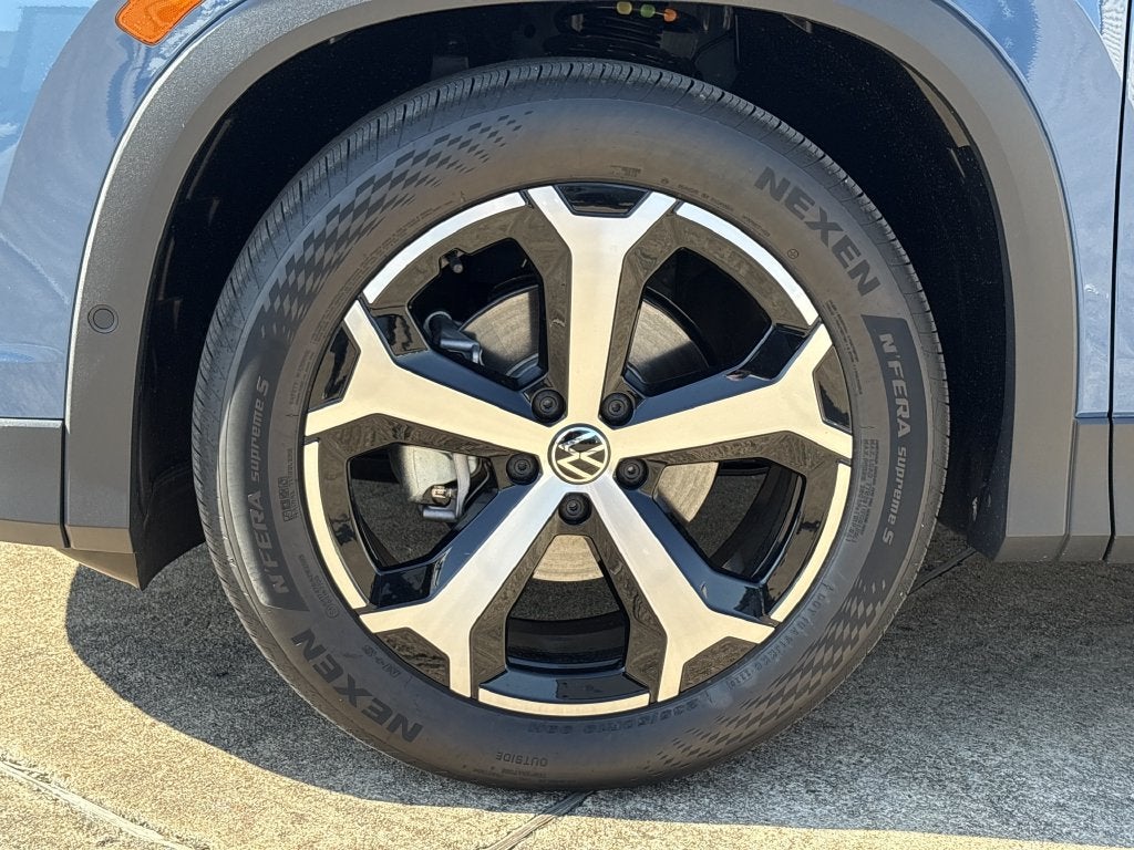 2027 Volkswagen Tiguan 2.0T SE