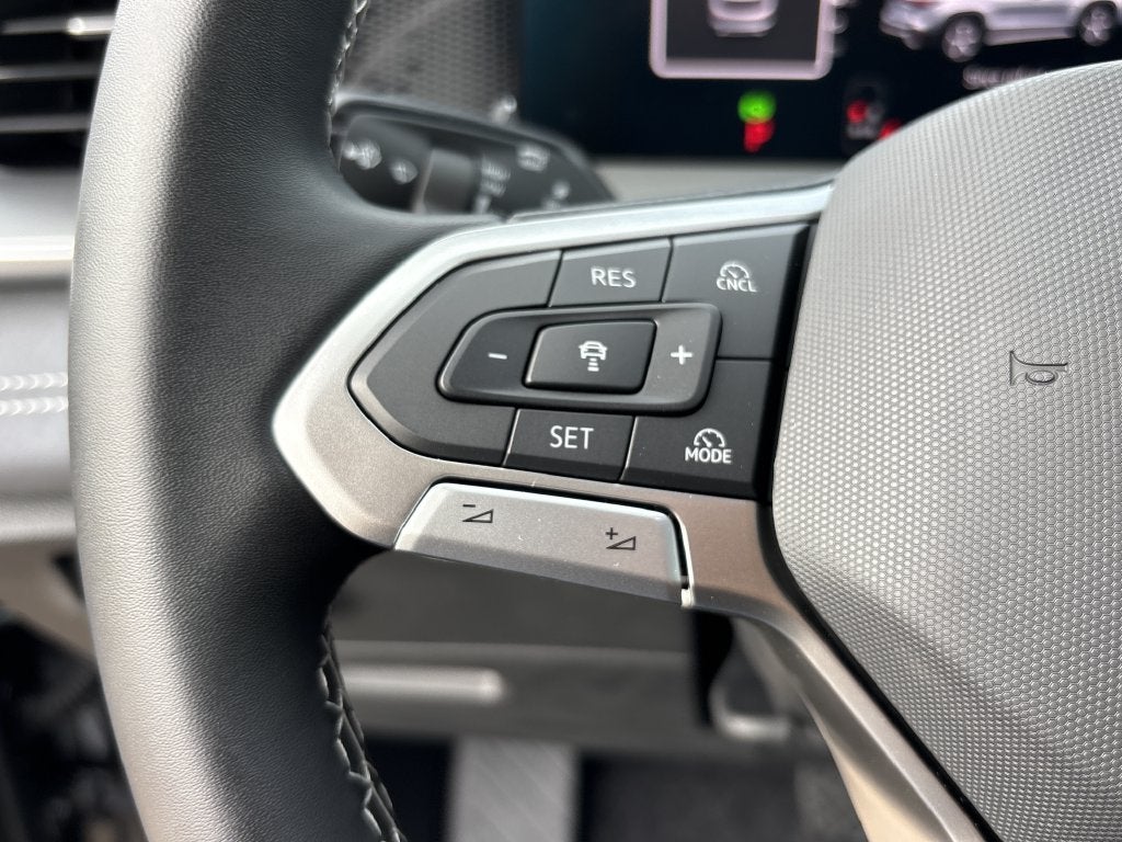 2027 Volkswagen Tiguan 2.0T SE
