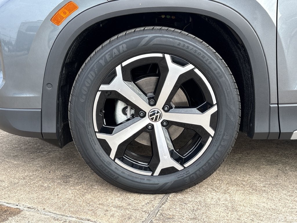 2027 Volkswagen Tiguan 2.0T SE