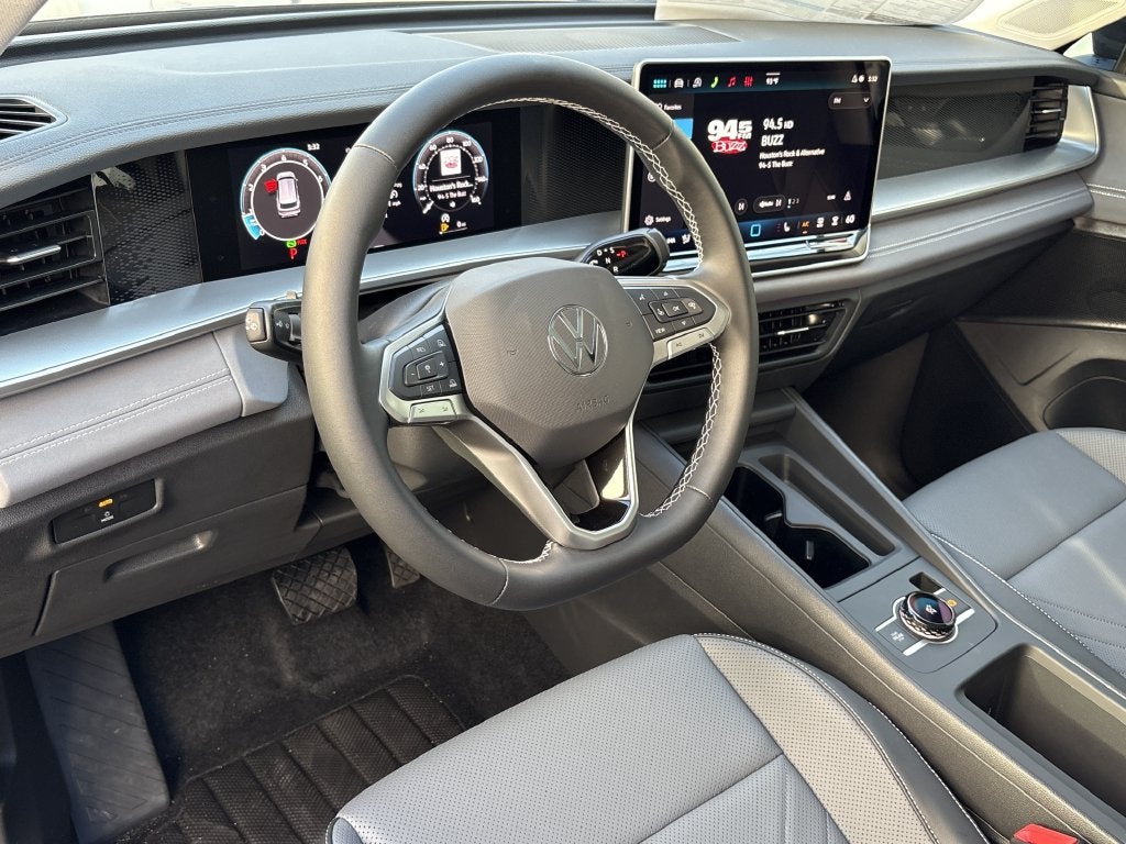 2027 Volkswagen Tiguan 2.0T SE