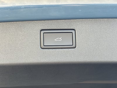 2027 Volkswagen Tiguan 2.0T SE