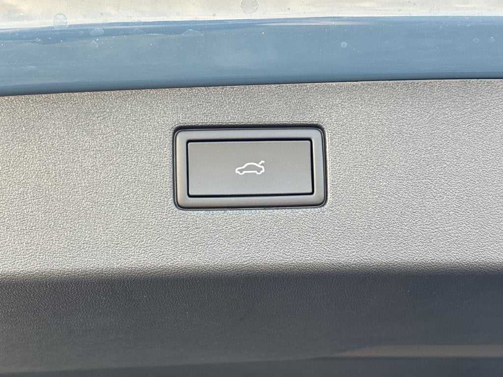 2027 Volkswagen Tiguan 2.0T SE