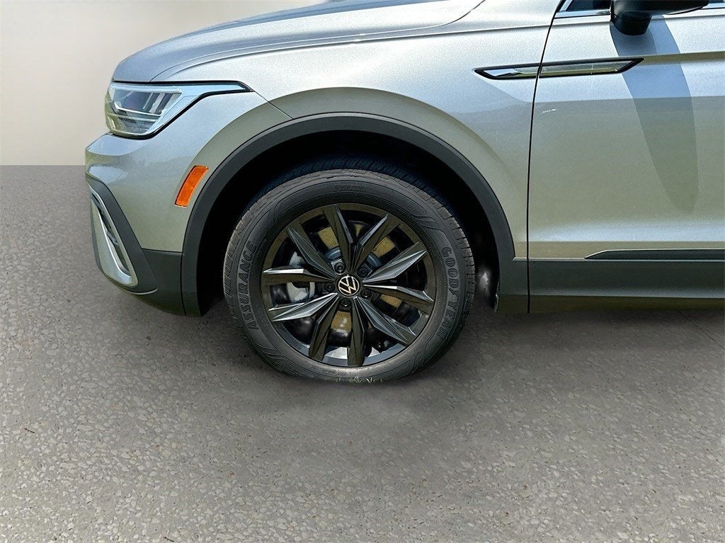 2024 Volkswagen Tiguan 2.0T SE