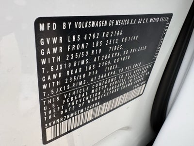 2026 Volkswagen Tiguan 2.0T SE