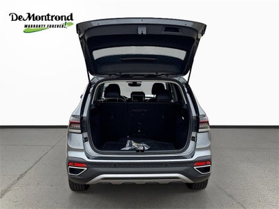 2025 Volkswagen Taos 1.5T SE