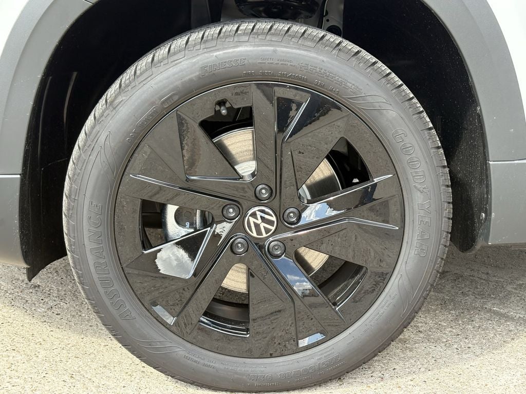 2026 Volkswagen Taos 1.5T SE