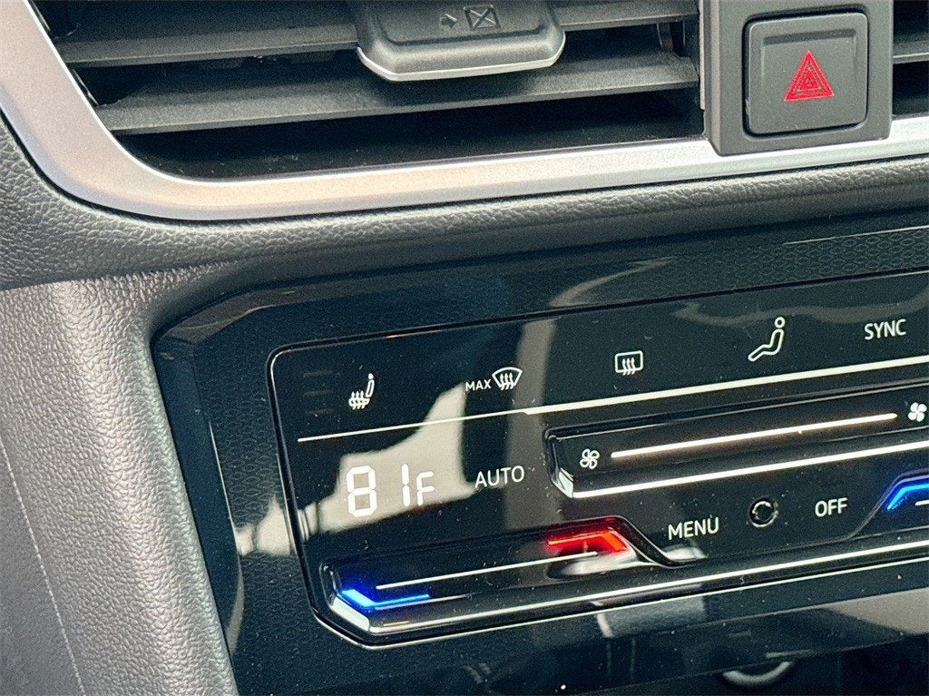 2025 Volkswagen Taos 1.5T SE