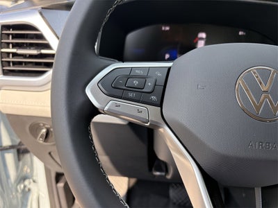 2025 Volkswagen Taos 1.5T SE