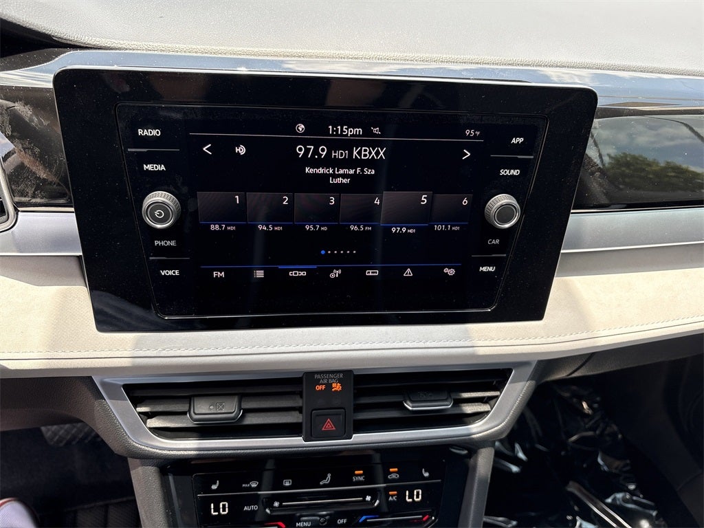 2025 Volkswagen Taos 1.5T SE