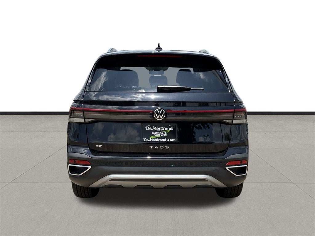 2025 Volkswagen Taos 1.5T SE