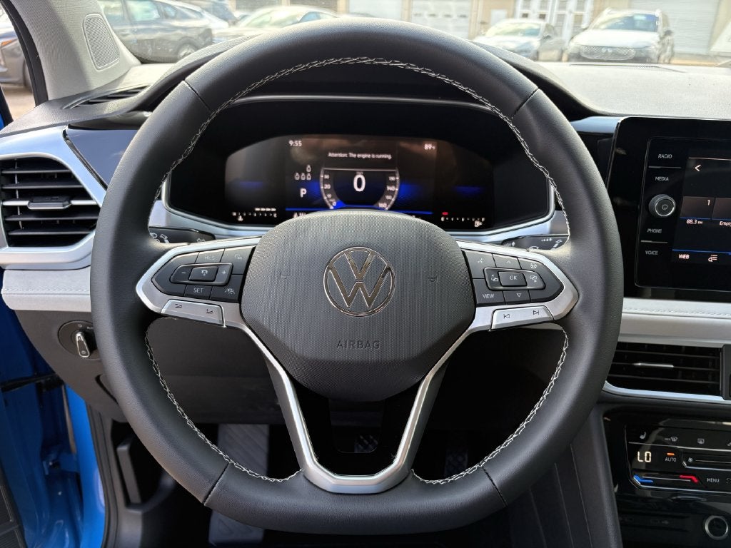 2027 Volkswagen Taos 1.5T SE