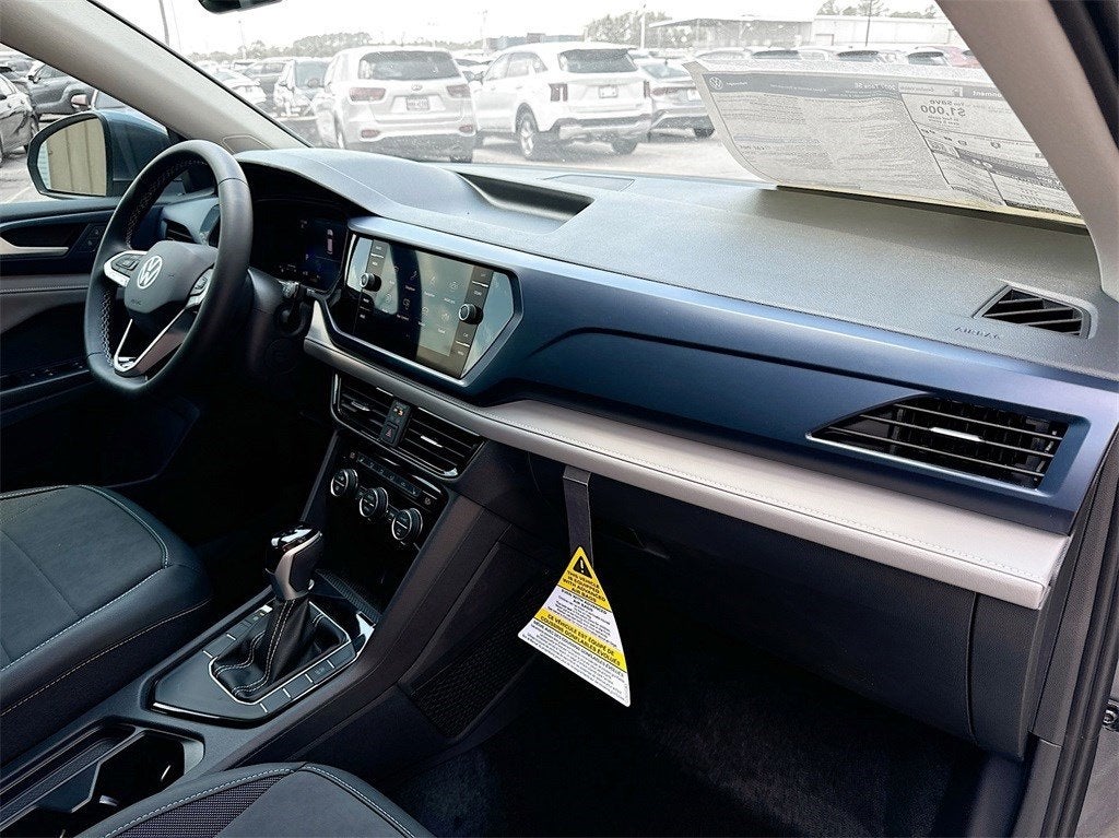 2024 Volkswagen Taos 1.5T SE