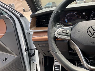 2026 Volkswagen Tiguan 2.0T SEL R-Line Turbo
