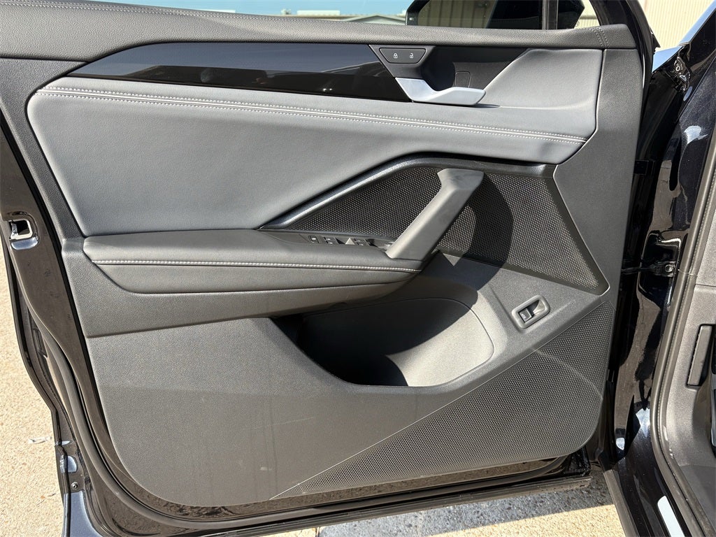 2026 Volkswagen Tiguan 2.0T SEL R-Line