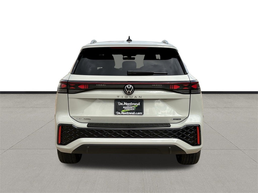2026 Volkswagen Tiguan 2.0T SEL R-Line