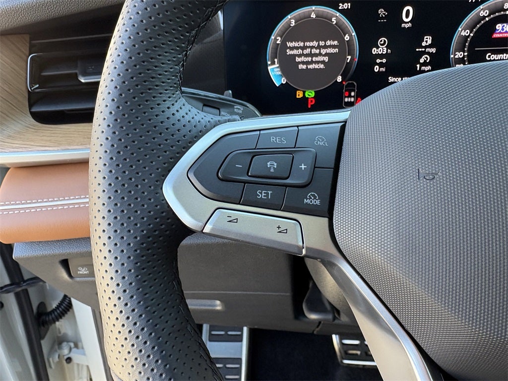 2026 Volkswagen Tiguan 2.0T SEL R-Line