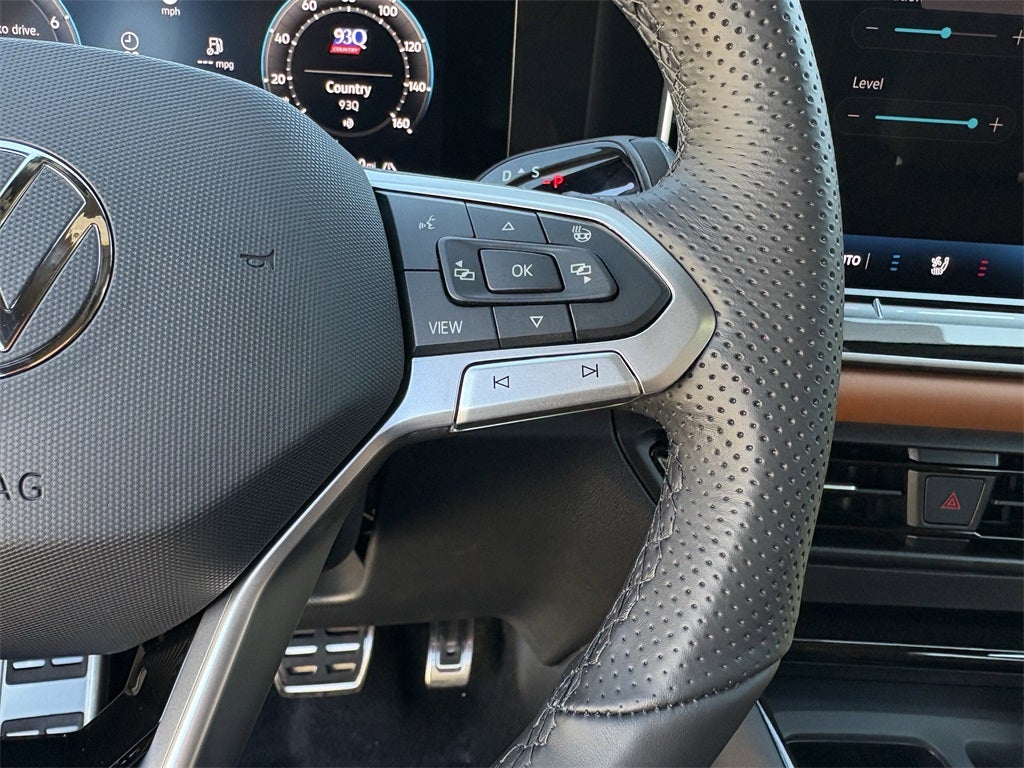 2026 Volkswagen Tiguan 2.0T SEL R-Line