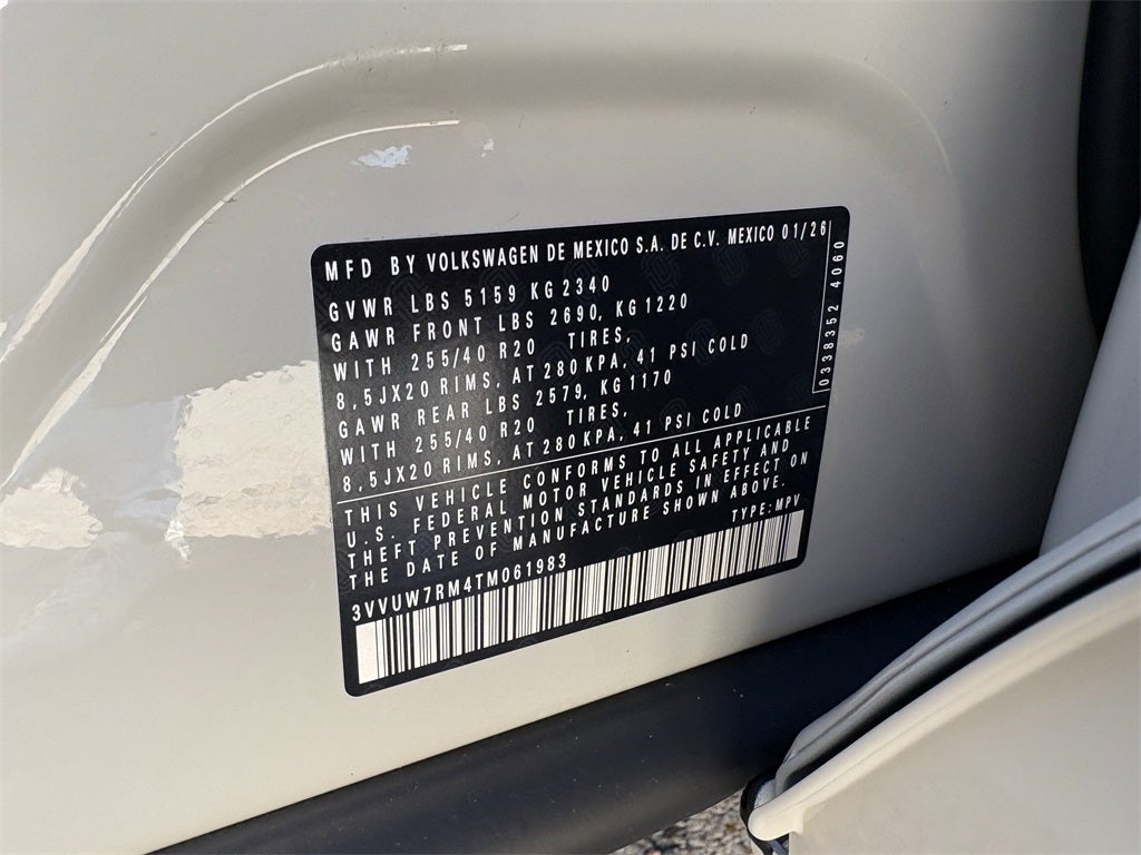 2026 Volkswagen Tiguan 2.0T SEL R-Line