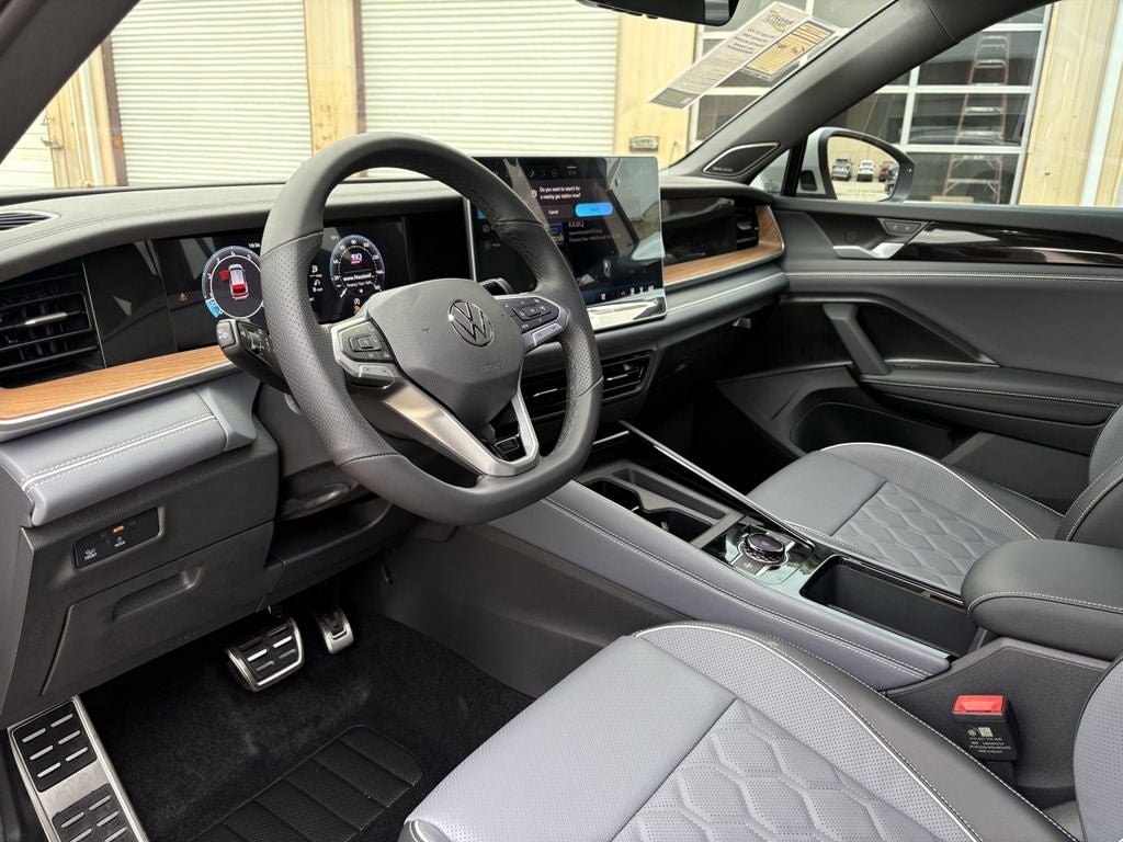 2026 Volkswagen Tiguan 2.0T SEL R-Line