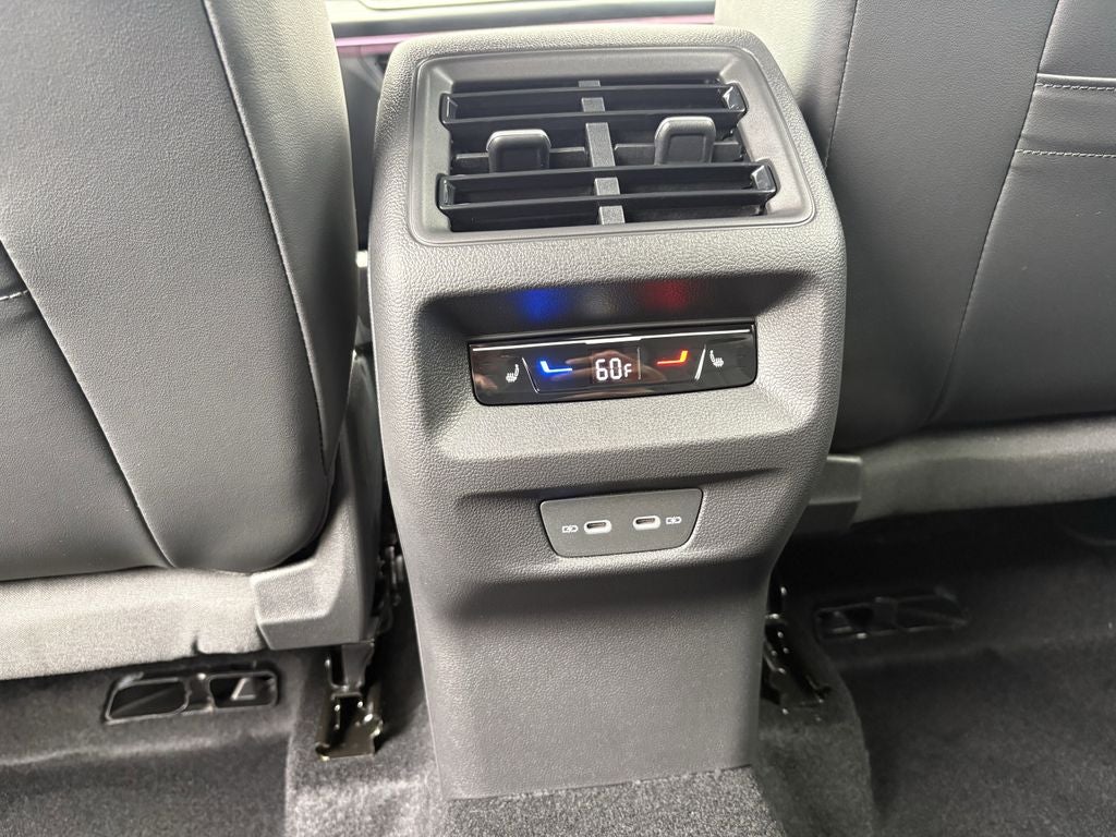 2026 Volkswagen Tiguan 2.0T SEL R-Line