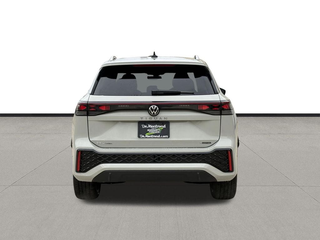 2026 Volkswagen Tiguan 2.0T SEL R-Line