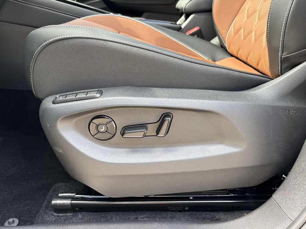 2026 Volkswagen Tiguan 2.0T SEL R-Line