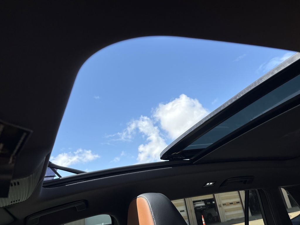 2026 Volkswagen Tiguan 2.0T SEL R-Line