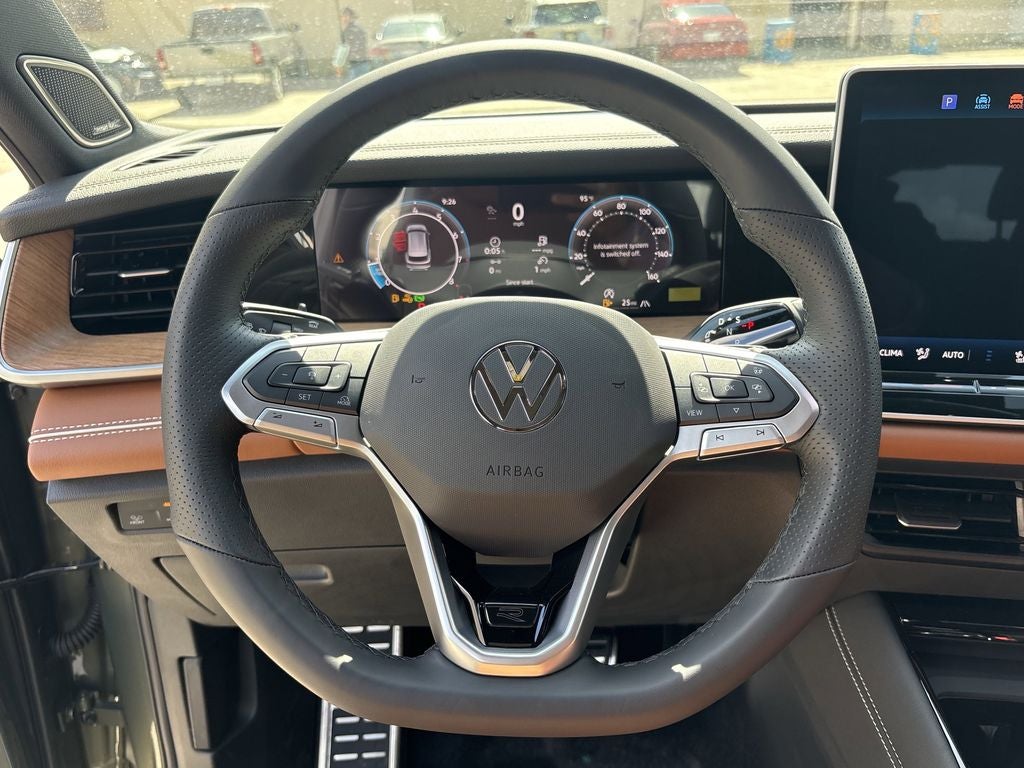 2026 Volkswagen Tiguan 2.0T SEL R-Line